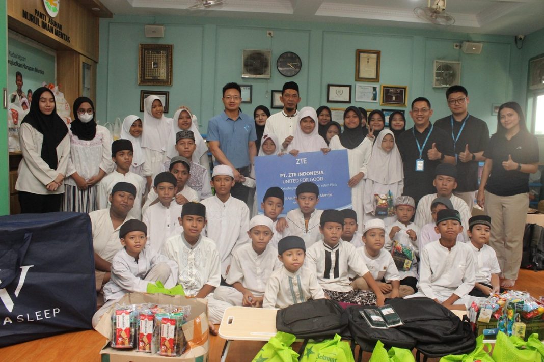 Di bulan suci Ramadan ini, ZTE Indonesia berbagi kebahagiaan dengan anak-anak yatim di Panti Asuhan Nurul Iman Mentas