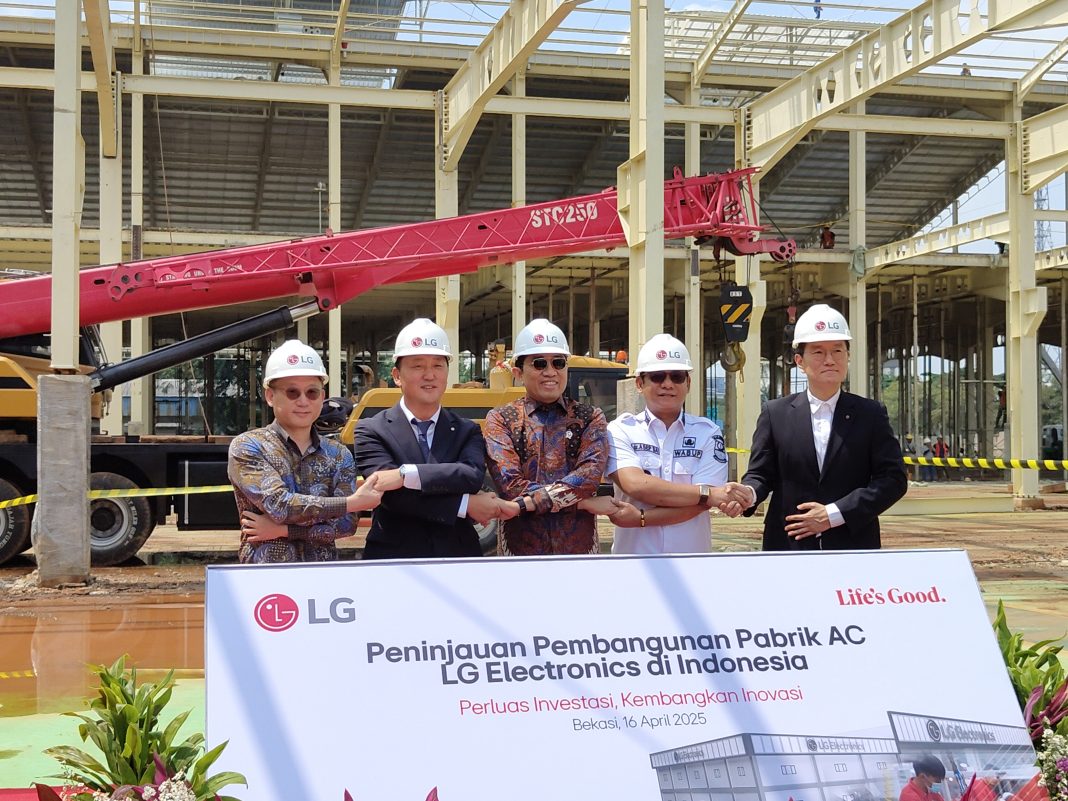 PT LG Electronics Indonesia (LG) mengumumkan kesiapannya dalam mengoperasikan pabrik penyejuk udara (air conditioner – AC) di Indonesia.