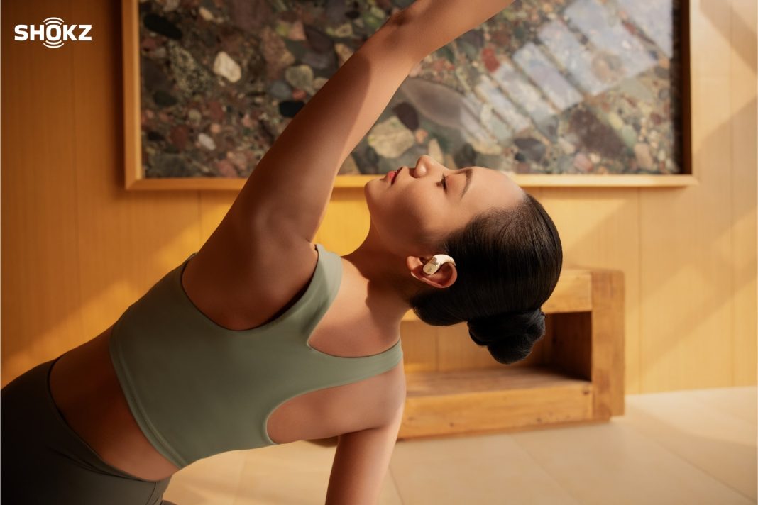 Erajaya Active Lifestyle resmi menghadirkan OpenFit 2, produk terbaru dari Shokz berupa earbuds nirkabel berdesain open-ear.