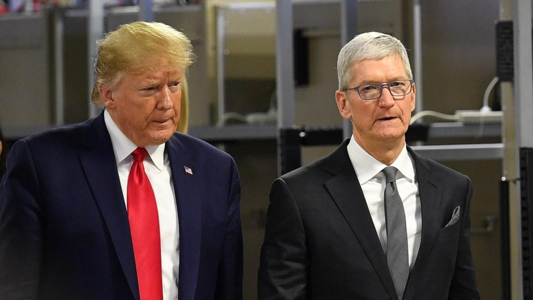 Meredanya perang dagang antara AS dan China berimplikasi luas. Apple yang sebelumnya berniat memperluas basis manufaktur di India