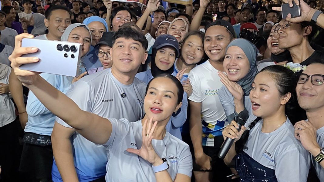 Yura Yunita, Team Galaxy hadir di sesi berlari bersama peserta Galaxy Active Club