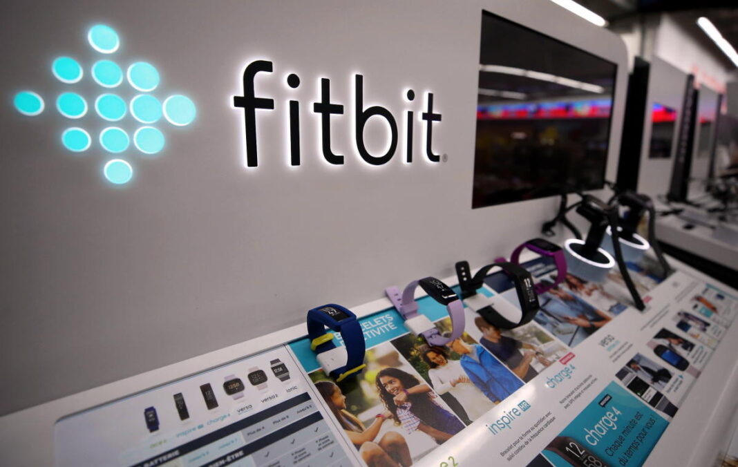 From Market Leader to Market Looser: Mengapa Fitbit Kini Semakin Tercecer di Industri Wearable Device?