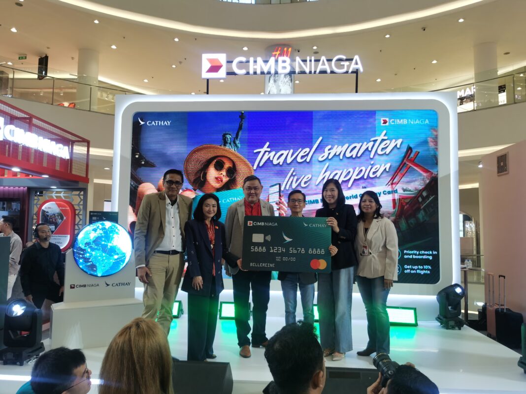 CIMB Niaga dan Cathay Luncurkan Kartu Kredit World Cathay Card