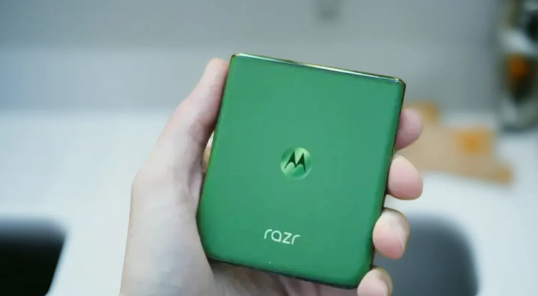 Motorola Razr 60 Kolaborasi Swarovski Bocor, Penuh Kristal