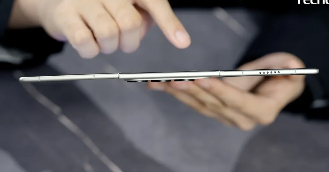 Tecno Phantom Ultimate G Fold: Ponsel Lipat Tiga dengan Desain Lebih Protektif