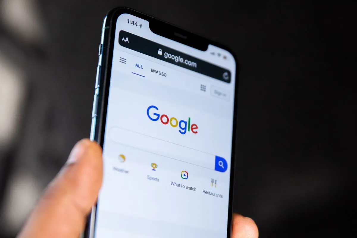 2 Cara Mudah Menghapus Riwayat Pencarian Google di HP dan Laptop