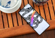 Tampilan layar aplikasi Instagram Threads di Motorola Edge+ (2023)