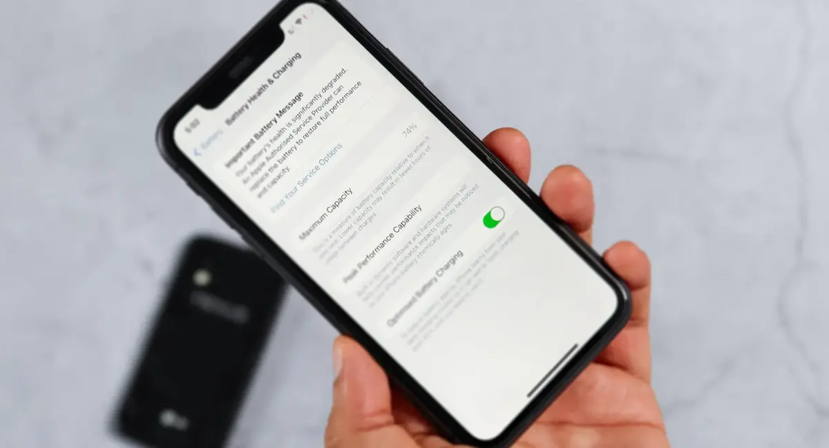 iPhone 11 degrading battery capacity