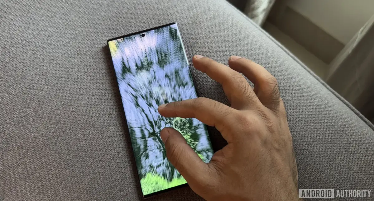 Multi touch pinch to zoom