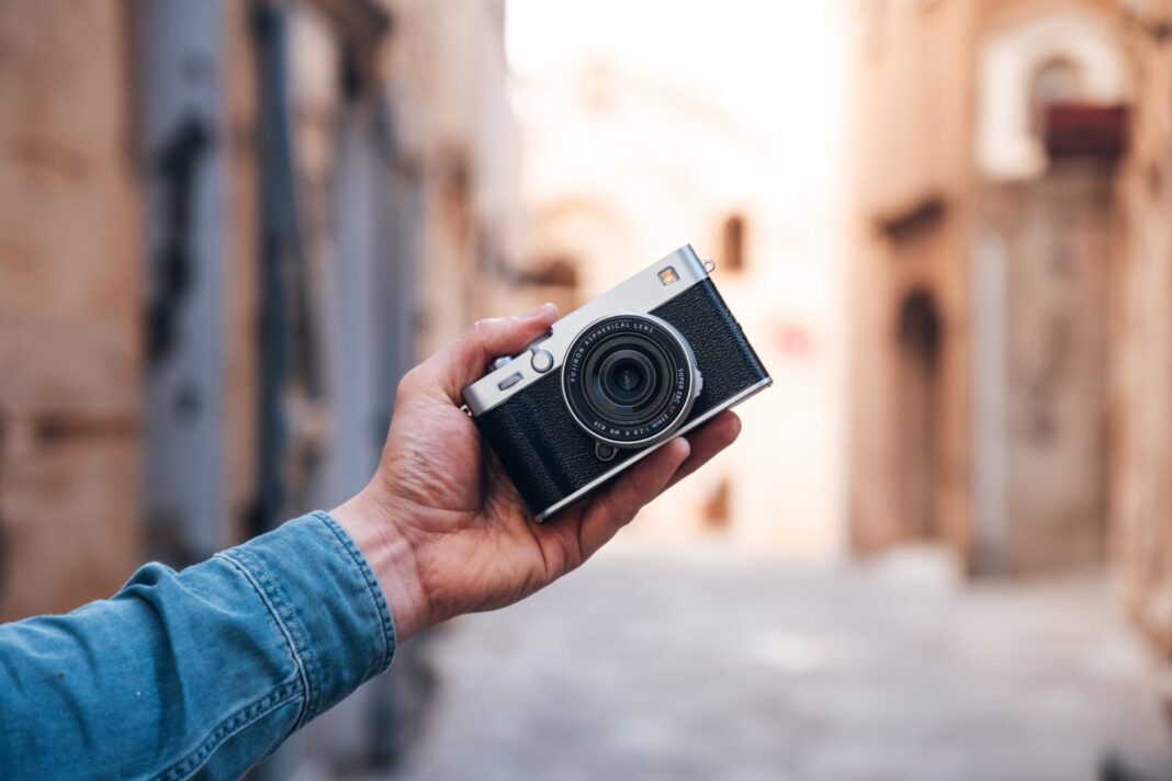 Fujifilm X-E5 dan Lensa XF23mmF2.8 R WR Resmi Meluncur di Indonesia