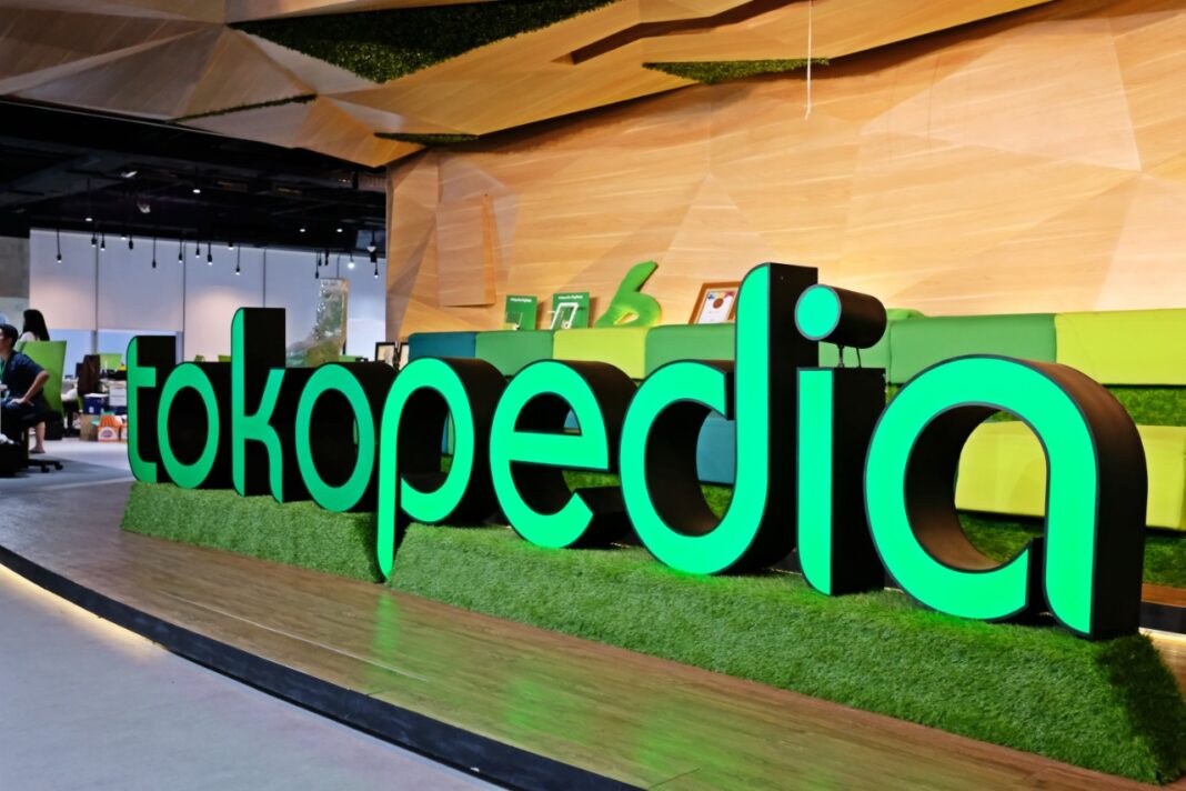 Tiru Shopee, Tokopedia dan TikTok Shop Kenakan Biaya Rp1.250 per Pesanan Mulai 2025