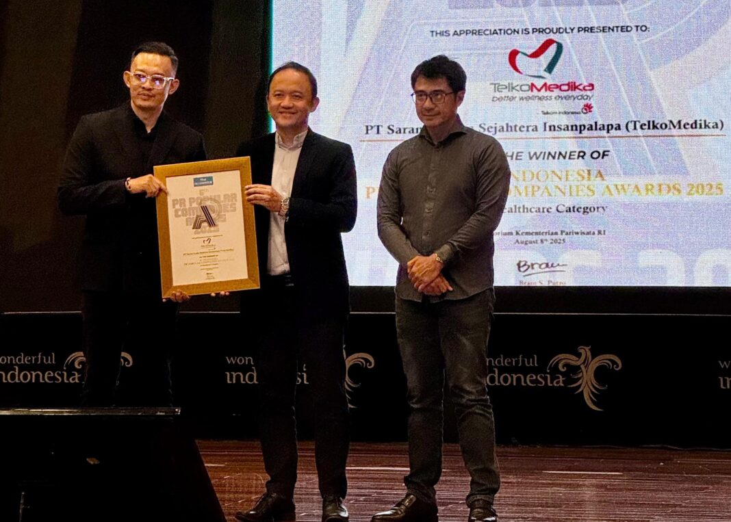 TelkoMedika Raih Penghargaan Public Relations Popular Companies Awards 2025