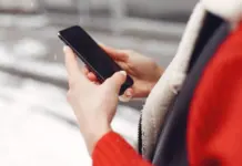 5 Cara Internetan di Mode Pesawat Cara Mengatasi Layar HP Goyang dan Bergaris dengan Mudah