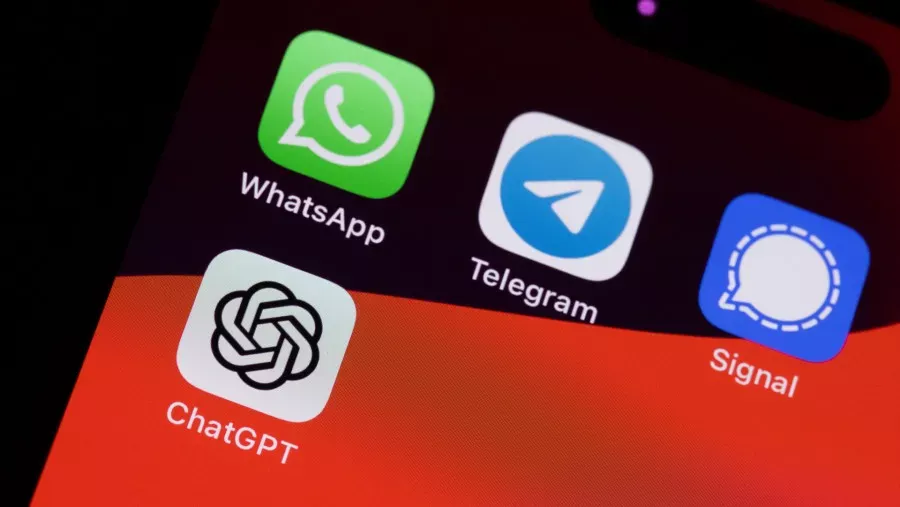 Ilustrasi aplikasi boros baterai pada smartphone