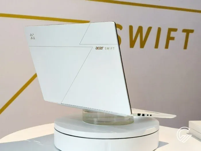 Laptop Tipis Ringan - Swift Edge 14 AI
