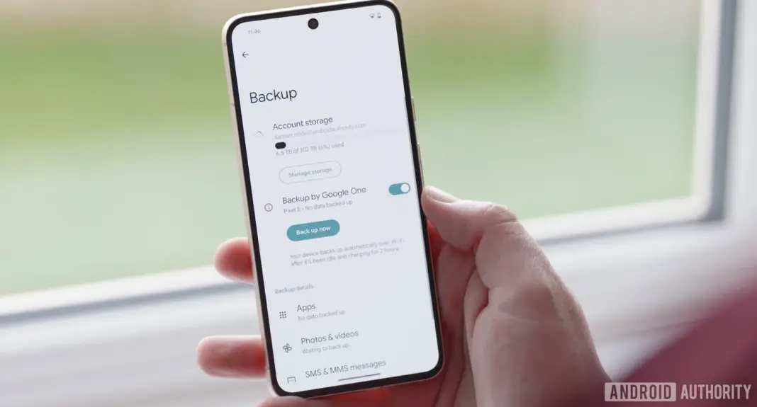 Ilustrasi backup data Android dengan Google Drive
