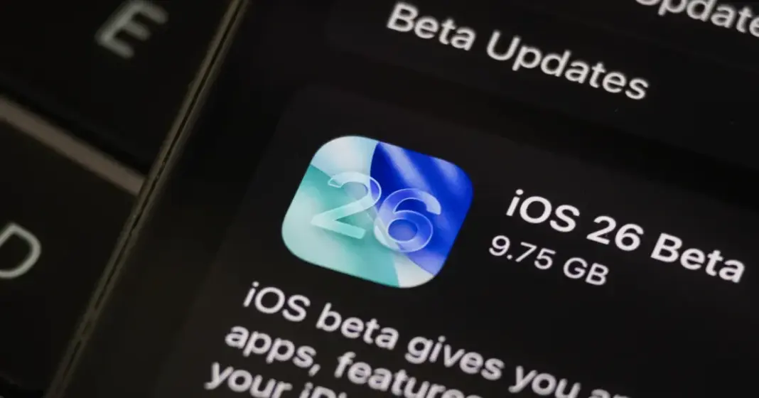 Layar pembaruan iOS 26 Beta di iPhone dengan ukuran unduhan 9,75 GB