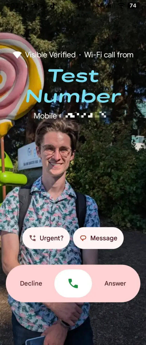 Screenshot of an incoming phone call with Google's new Calling Cards.