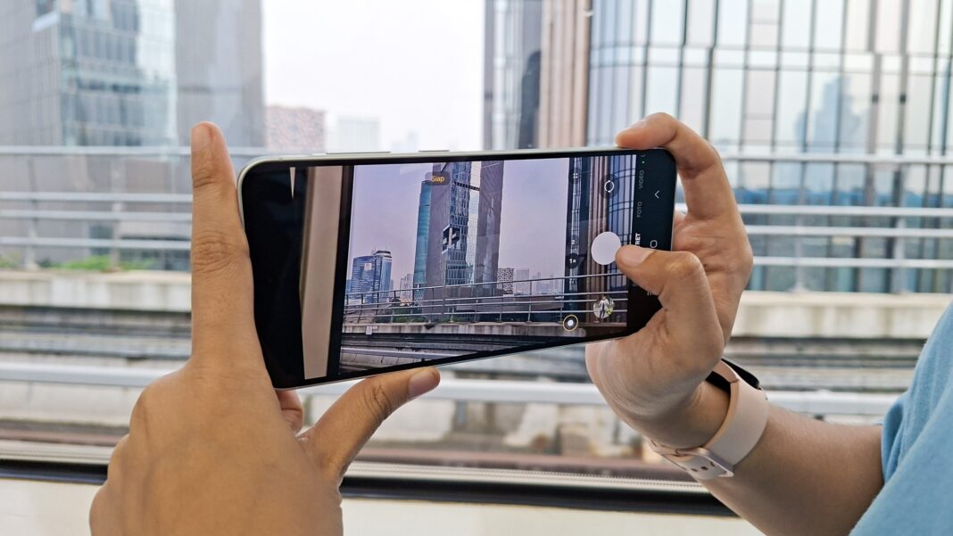 Galaxy A56 5G, Solusi Samsung untuk Gaya Hidup Komuter Anak Muda