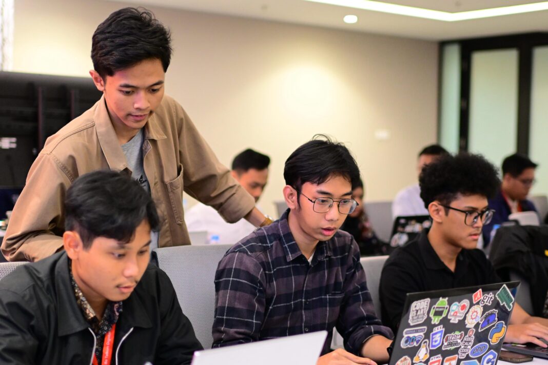 Telkom Cyberfest Vol. 2 Latih Talenta Muda Hadapi Ancaman Siber