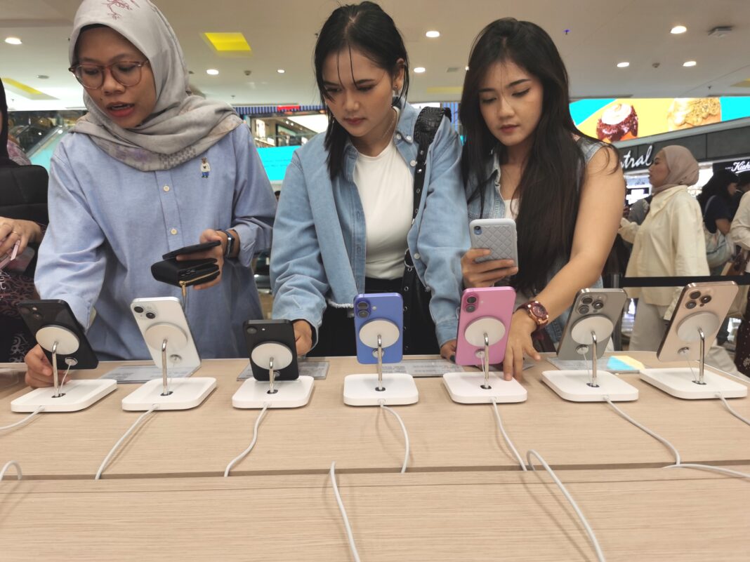 Digimap Grand Indonesia Buka Kembali dengan Konsep Apple Premium Partner
