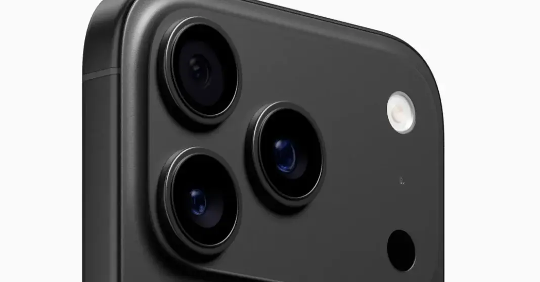 Apple Siap Rilis Crossbody Strap Magnetic untuk iPhone 17