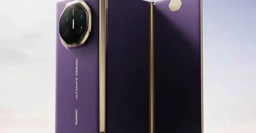 Huawei Mate XTs ponsel lipat tiga dengan layar besar dan desain premium