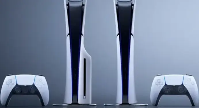Konsol PlayStation 5 (PS5) dengan desain modern dan DualSense controller