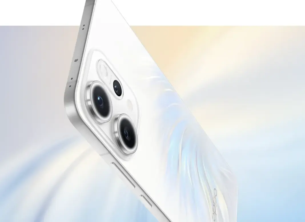 OPPO Reno14 Pro 5G dengan desain Iridescent Mermaid dan layar AMOLED 6.83 inci