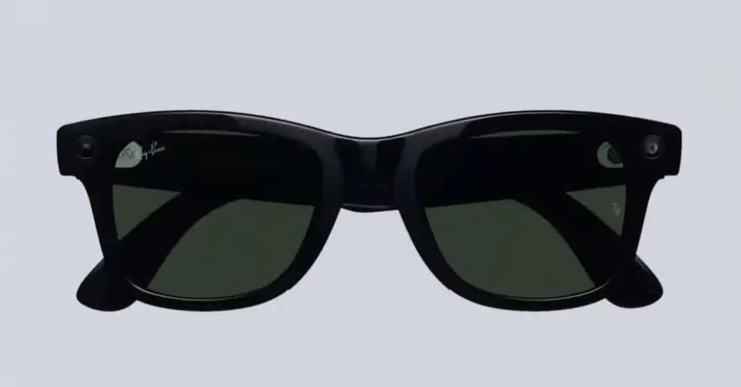 Kacamata pintar Meta Ray-Ban dengan desain modern yang menampilkan layar built-in