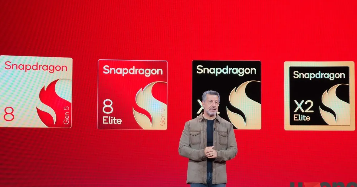 Alex Katouzian dari Qualcomm mengumumkan Snapdragon 8 Gen 5 di Snapdragon Summit 2025