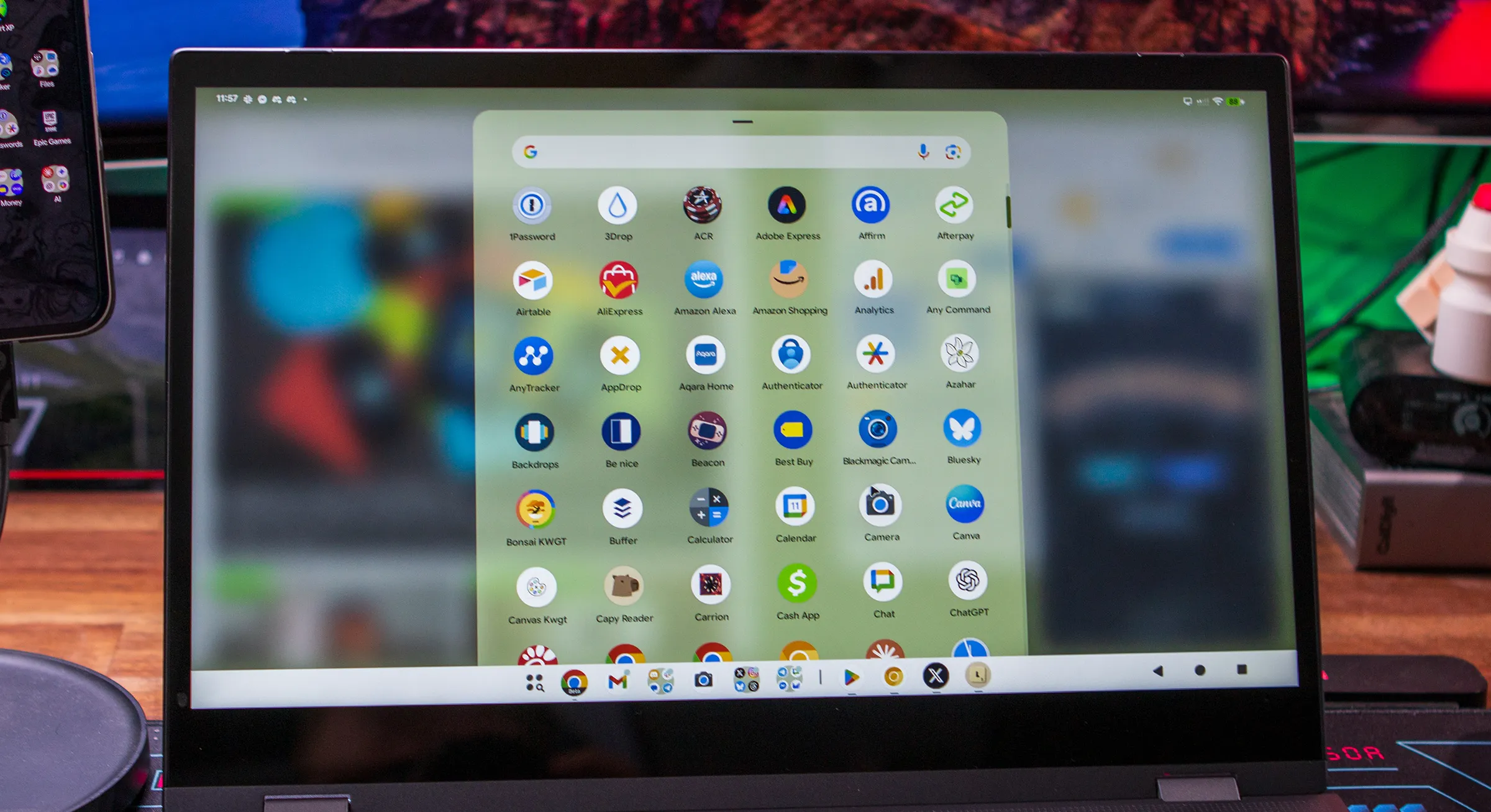Desktop Mode App Drawer on Android 16 QPR1 Beta 2