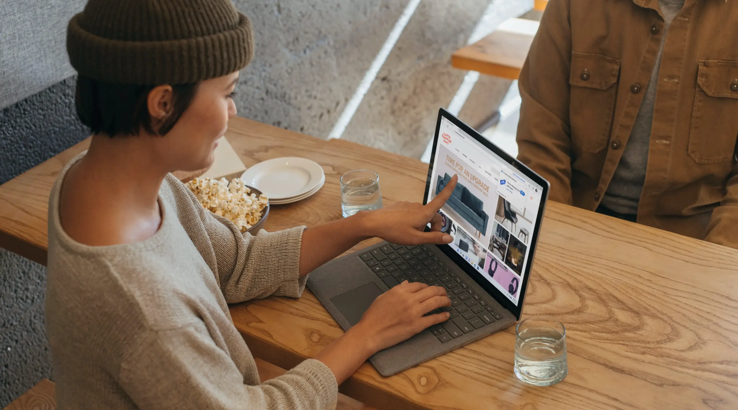 Woman using a Windows computer with Microsoft Edge
