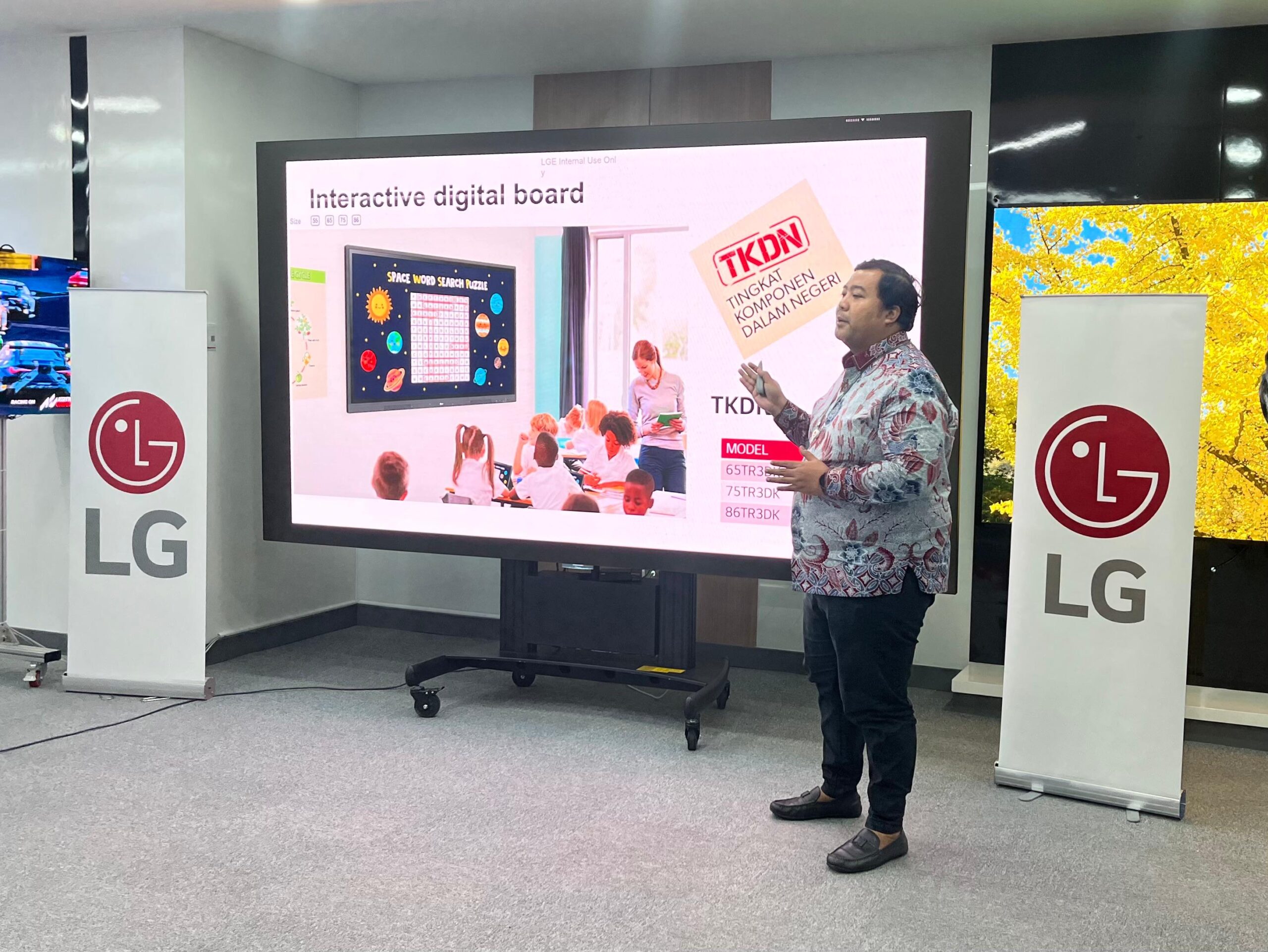 Content image for article: LG Perkuat Bisnis Information Display dengan Tiga Strategis B2B