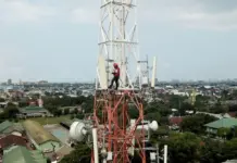 Sekjen Komdigi Ismail mengungkapkan  bahwa pihaknya menargetkan kenaikan PNBP (Pendapatan Negara Bukan Pajak) pada 2026 sebesar Rp 25 triliun.