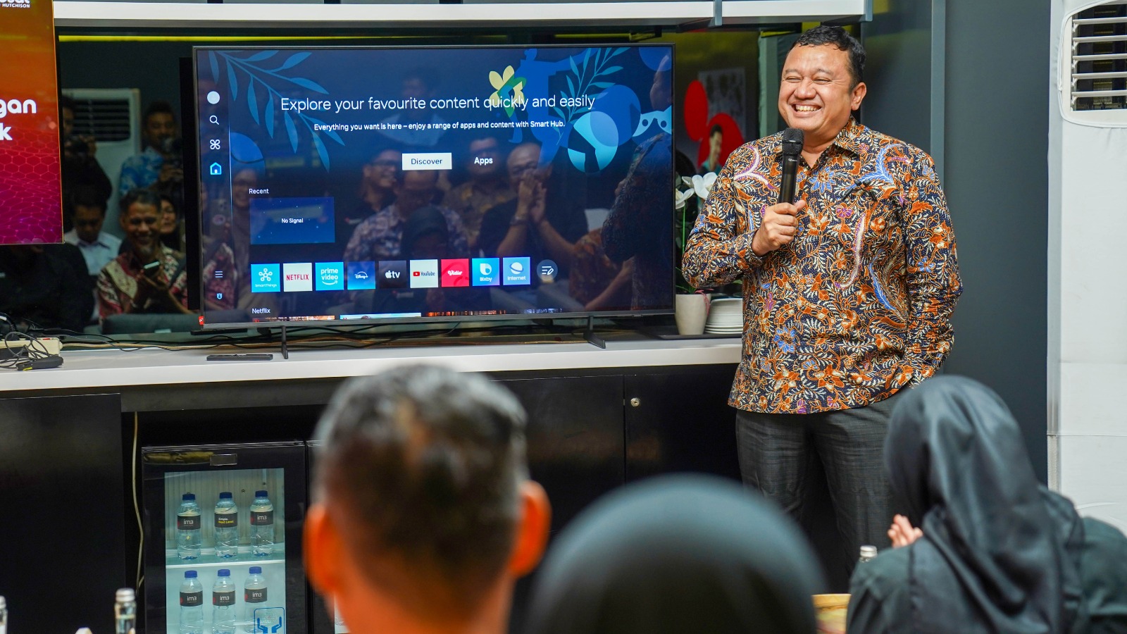 Content image for article: Indosat dan Komdigi Perkuat Registrasi eSIM dengan Biometrik