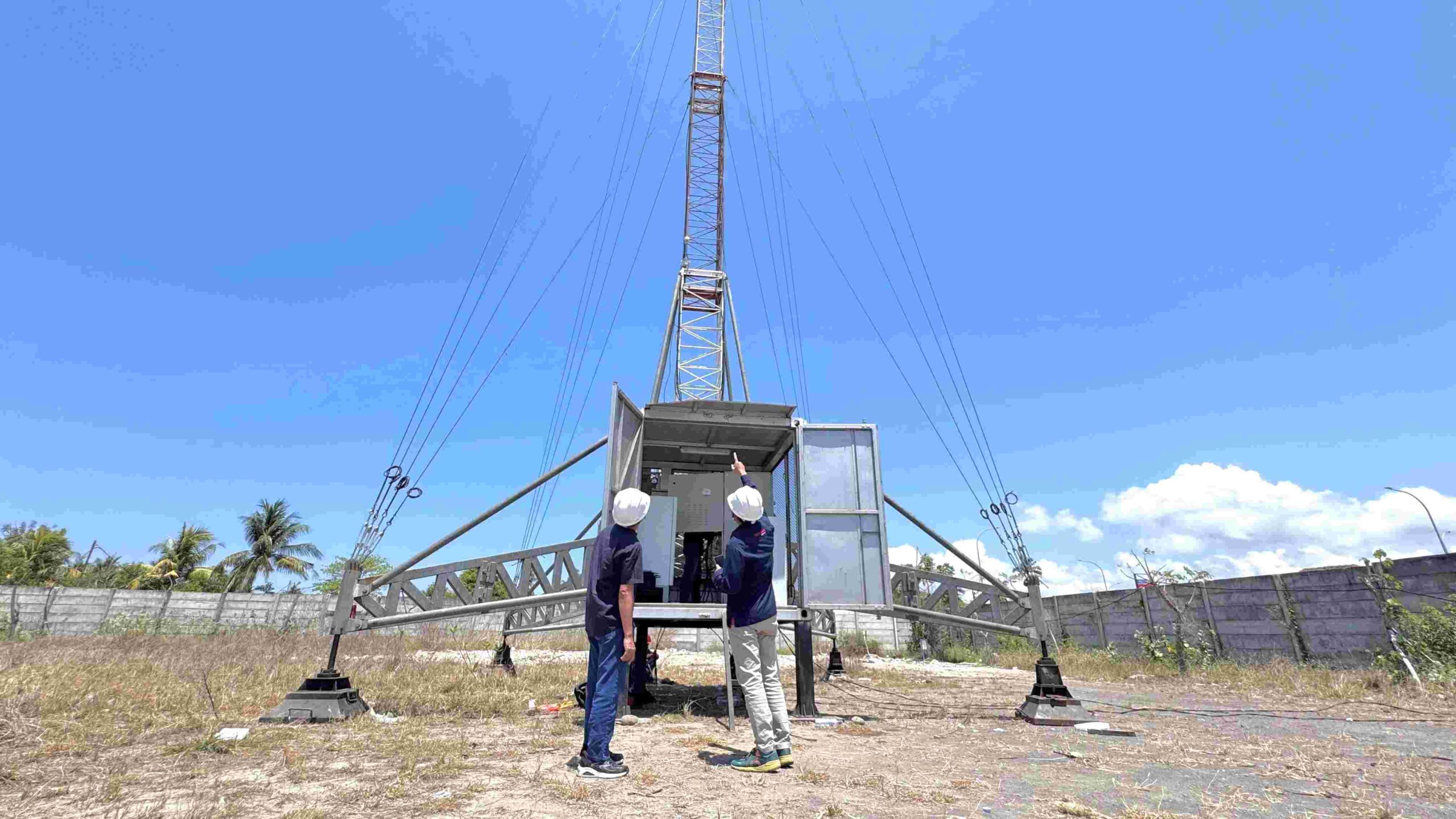 Content image for article: Telkomsel Siapkan 300+ BTS 4G/LTE dan Hyper 5G untuk MotoGP Mandalika 2025