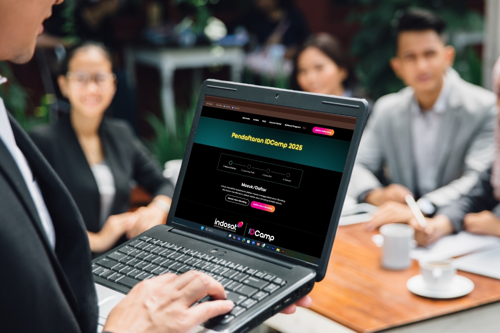 Content image for article: Indosat Hadirkan Kelas AI Engineer Gratis di IDCamp 2025