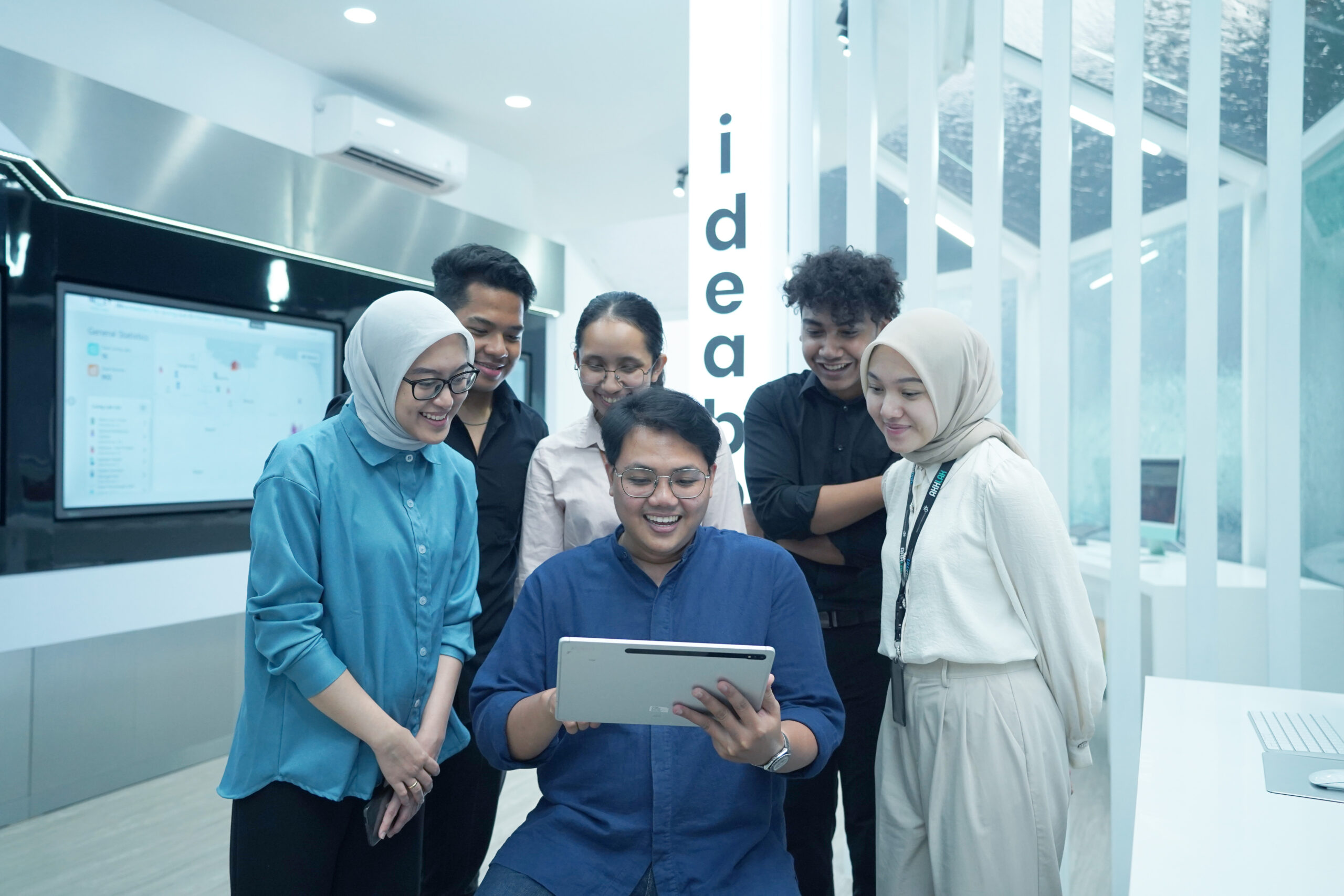 Content image for article: Telkom Dukung Program Magang Digital Kemnaker untuk Fresh Graduate