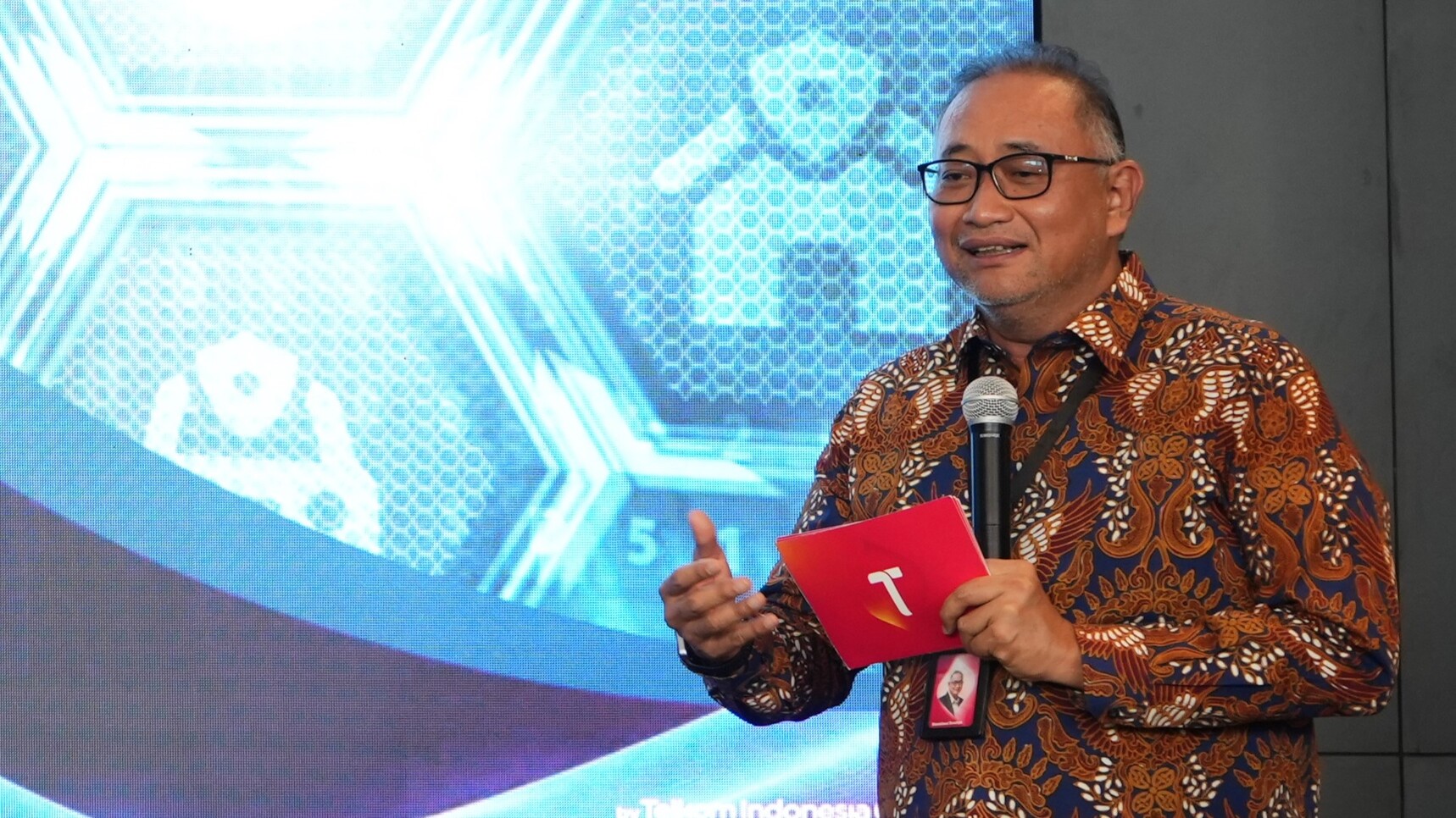 Content image for article: Telkomsel dan Kemkominfo Lanjut Uji Coba Registrasi Biometrik