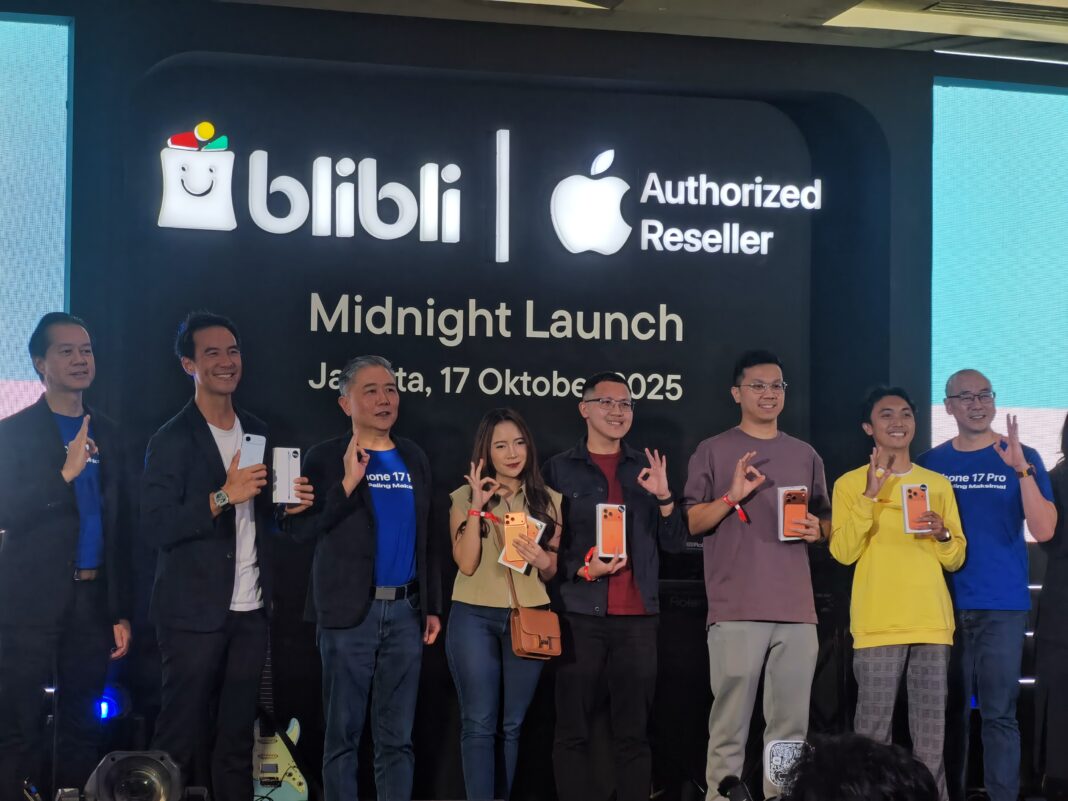 Blibli Gelar Midnight Launch iPhone 17 di Jakarta, Serahkan Unit Perdana