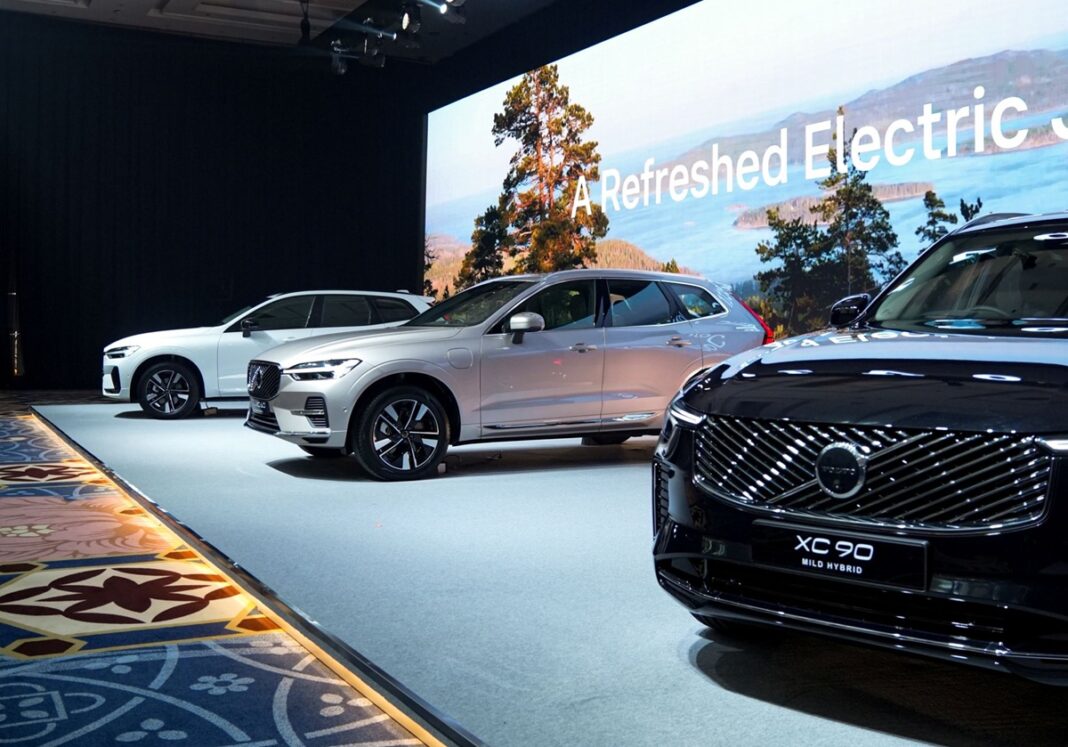 Volvo Luncurkan XC60 dan XC90 Hybrid di Indonesia