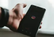 Desain eksklusif cincin emas Instagram Awards karya desainer Grace Wales Bonner untuk 25 kreator terpilih