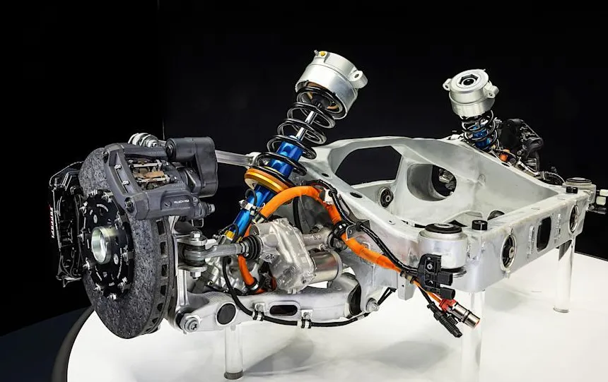 Motor dan inverter belakang untuk Ferrari Elettrica