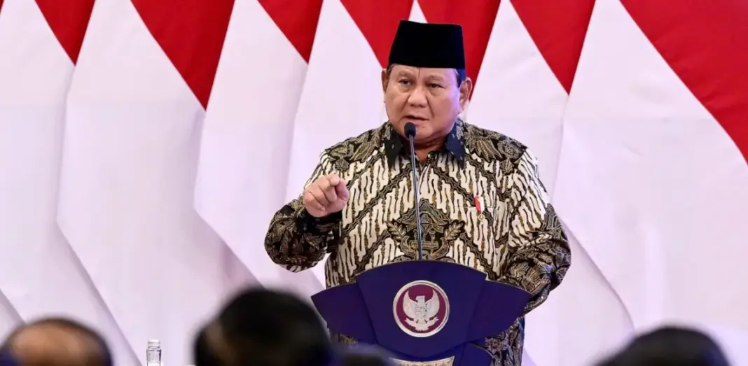 Mikrofon aktif yang menyebabkan percakapan Prabowo dan Donald Trump bocor ke publik
