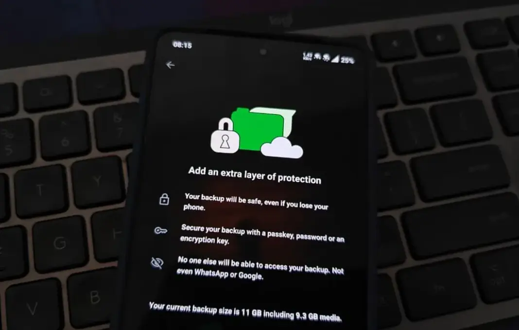 WhatsApp menghadirkan fitur passkey untuk enkripsi end-to-end pada chat backup pengguna