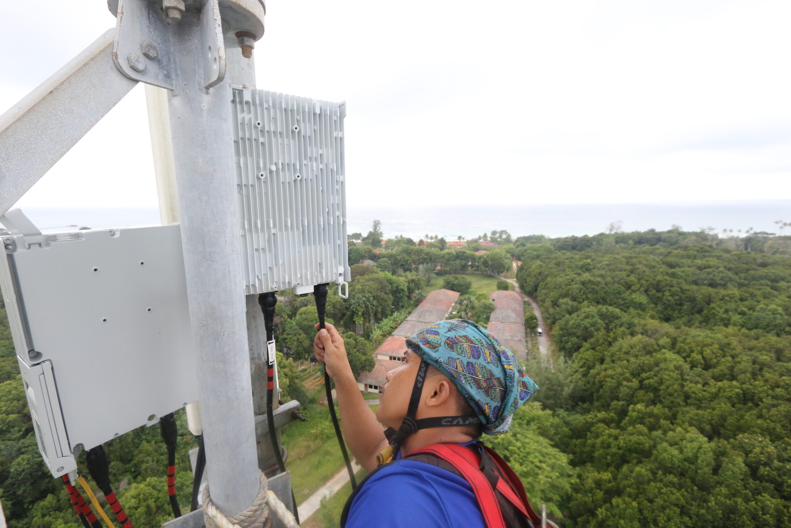 Content image for article: XLSMART Raih Pertumbuhan Double Digit di Q3 2025