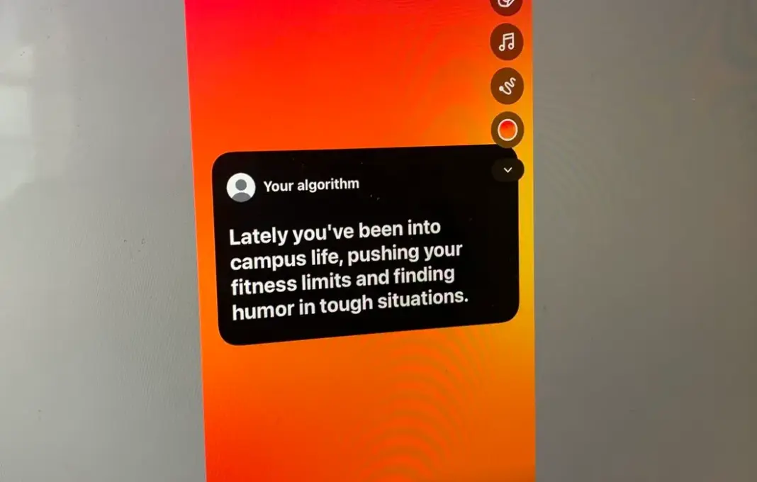 Ilustrasi tren Your Algorithm di Instagram Story yang menampilkan rangkuman algoritma preferensi tontonan pengguna