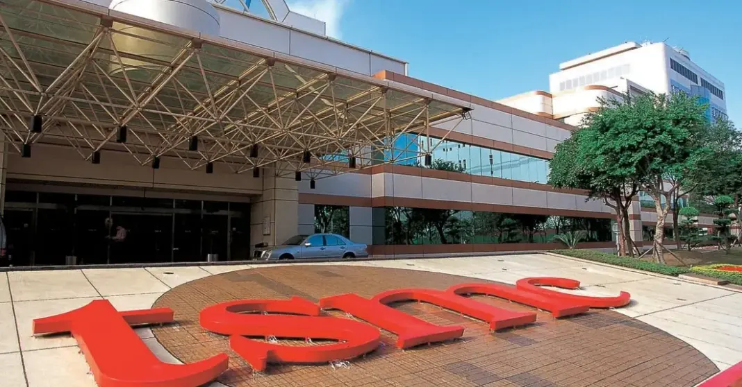 Ilustrasi kenaikan harga chip TSMC yang mempengaruhi harga smartphone flagship di pasaran global