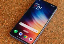 OnePlus Rilis Update OxygenOS 16 untuk OnePlus Pad OnePlus Nord CE 5 smartphone dengan tampilan OxygenOS 16 yang menampilkan antarmuka Liquid Glass dan fitur AI terbaru